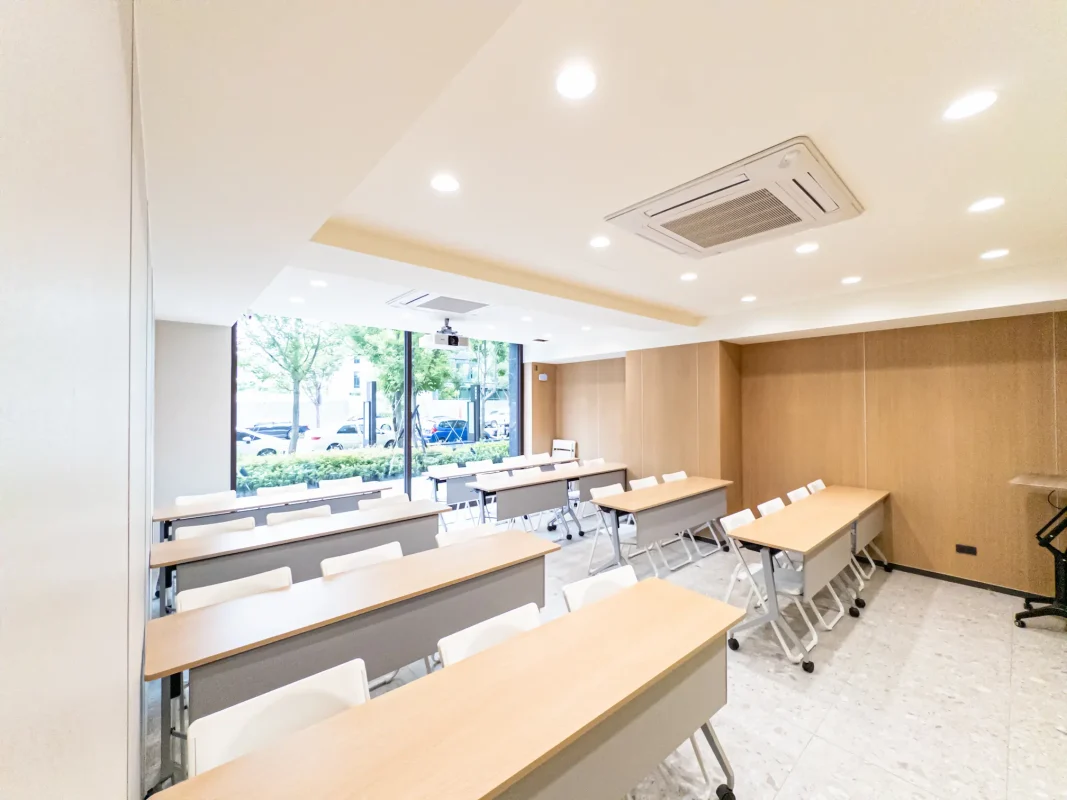 1B中會議室照片(四)